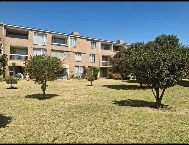 2 BEDROOM APARTMENT FOR SALE IN MOREHILL
